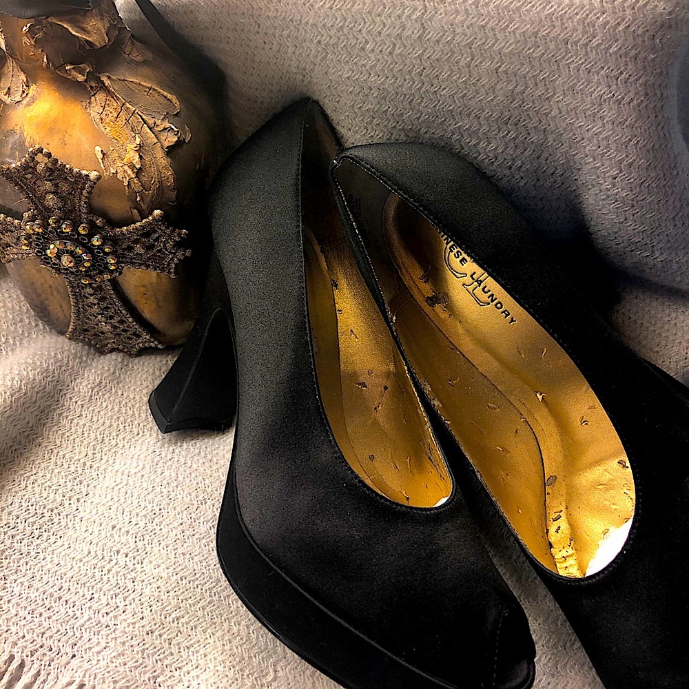 Chinese Laundry Heels 7.5 M